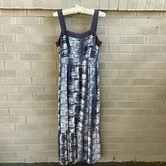 Tommy Hilfiger Tie Dye Navy and White Maxi- L - Picture 1 of 5